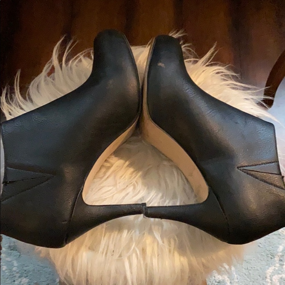 Booties - Picture 9 of 10